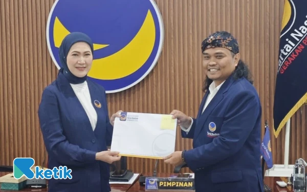 Thumbnail Berita - Gebrakan Baru Nurhadi! Pimpin NasDem Blitar Lagi, Siap Bawa 6 Kursi DPRD dan 2 Kursi DPR RI