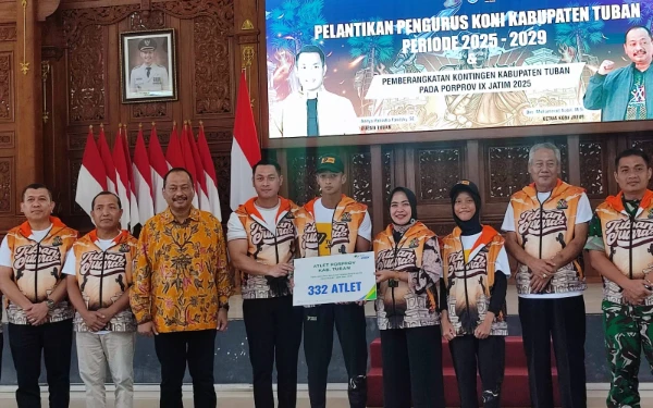 Thumbnail Berita - Kirim 320 Atlet ke Porprov Jatim IX 2025, Bupati Tuban Janjikan Beasiswa dan Uang Pembinaan