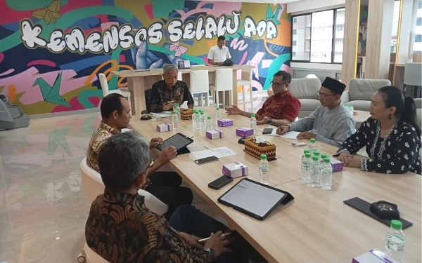 Thumbnail Berita - Seminar Jejak Perlawanan Sultan HB II Bakal Digelar Oktober Mendatang, Wamensos Agus Jabo Beri Dukungan