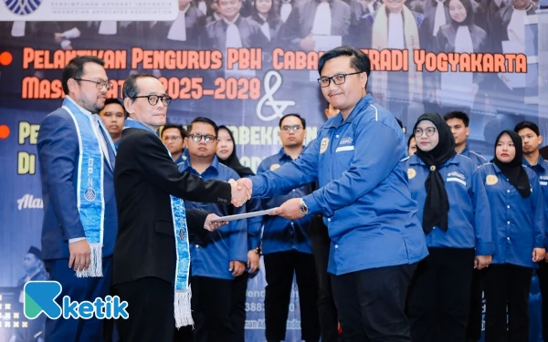 Thumbnail Berita - Usai Dilantik, PBH Peradi Kota Yogyakarta Siap Beri Bantuan Hukum Terbaik bagi Masyarakat Pencari Keadilan