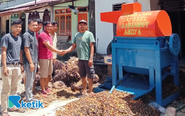 Pastikan Hasil Panen Sawit Maksimal, Pemdes Lhok Gayo di Abdya Adakan Mesin Perontok