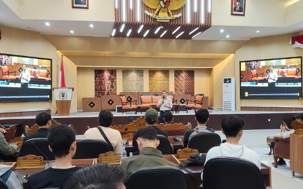 Thumbnail Berita - Sosialisasi Gempur Rokok Ilegal, Bea Cukai Sasar Peserta Turnamen E-Sport PWI Tuban