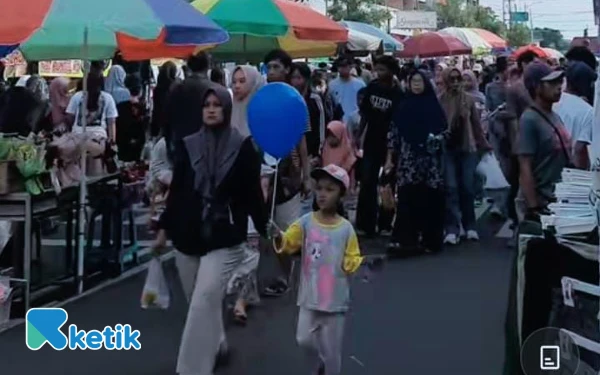Thumbnail Berita - Rotasi Uang di Car Free Day Cilacap Menjanjikan, Capai Rp500 Juta Lebih