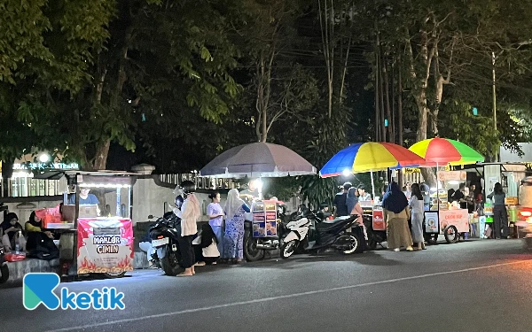 Thumbnail Pemkot Malang Siapkan Regulasi Khusus Lindungi PKL dari Pajak Omzet Rp15 Juta