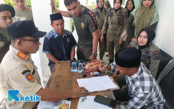 Thumbnail Berita - Modus Sumbangan Dayah, Pria Asal Aceh Utara Ditangkap Satpol PP di Aceh Jaya
