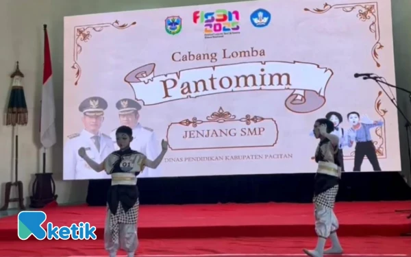 Thumbnail Berita - 220 Siswa SMP di Pacitan Unjuk Bakat Seni dan Sastra di Ajang FLS3N 2025