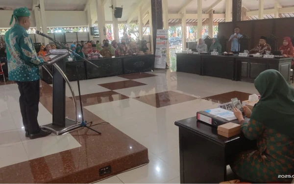 Thumbnail Langkah Tegas Bondowoso Cegah Perkawinan Anak, Tim Penilai PPA Award 2025 Tinjau Langsung di Lapangan