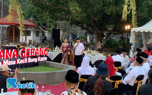 Thumbnail Berita - Hadiri Haul Ke-55 Bung Karno di Blitar, Guntur Wahono: Bung Karno Milik Seluruh Rakyat Indonesia