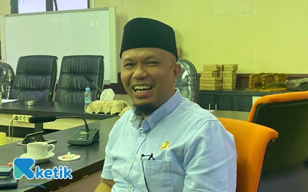 Thumbnail Komisi A DPRD Dukung Pemkot Surabaya Brantas Rokok Ilegal, Harap Ada Penjagaan di Perbatasan