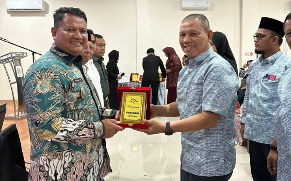 Thumbnail Wakil Bupati Asahan Rianto Hadiri Seminar Pendidikan di Universitas Asahan