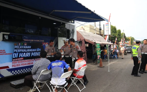 Thumbnail Peringati Hari Bhayangkara ke-79, Polres Pekalongan Gelar Layanan Gratis di CFD Kajen