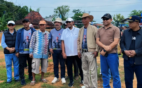 Thumbnail Berita - Karapan Sapi Bergengsi di Sumenep! 64 Pasang Sapi Adu Cepat Rebut Piala Bupati 2025