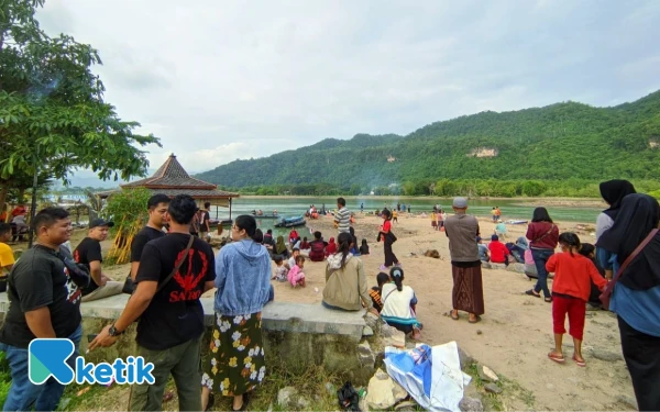 Thumbnail Tewaskan 9 Wisatawan, PMII Kritik Lemahnya Pengamanan di Pantai Pacitan