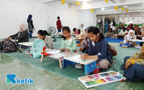 Thumbnail Kreatif! Saung Kanak Nusantara Sulap Gambar Anak Jadi Buku Dongeng