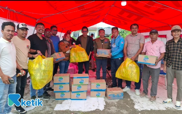 Thumbnail Wartawan Halsel Bantu Korban Banjir Pulau Bacan