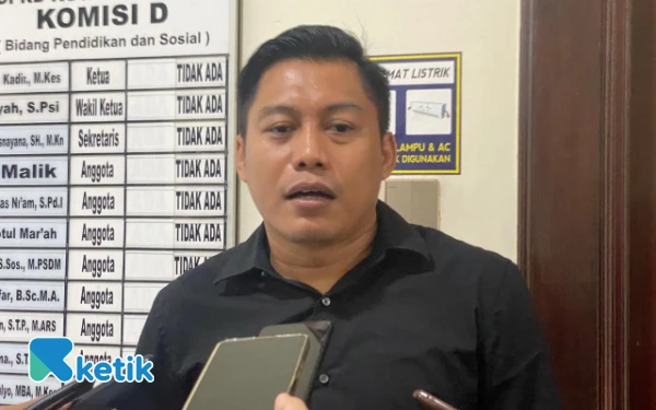 Thumbnail Pemberlakuan Jam Malam untuk Anak, Komisi D DPRD Surabaya Sebut Tak Bisa Hanya Andalkan Aparat