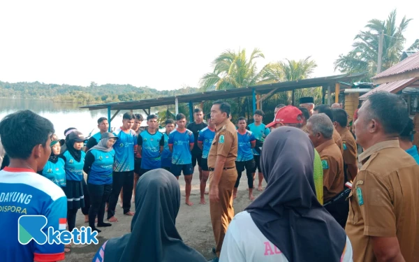 Thumbnail Berita - Bupati Monas Motivasi Atlet Dayung dan Tarung Derajat Simeulue Jelang Pra Pora Aceh