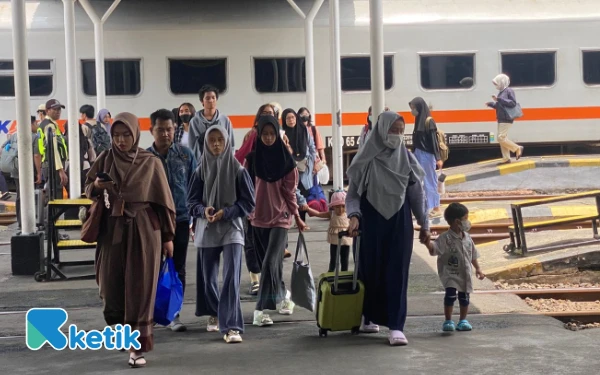 Thumbnail Libur Sekolah Dimulai, KAI Daop 8 Surabaya Imbau Rencanakan Liburan Lebih Awal