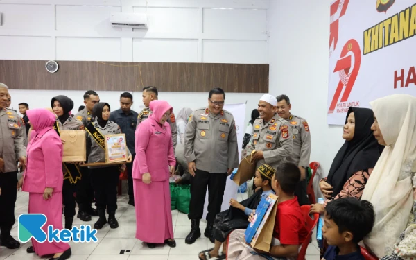 Thumbnail Berita - Sambut Hari Bhayangkara Ke-79, Polda Aceh Gelar Operasi Katarak dan Khitanan Massal Gratis