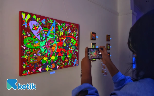 Thumbnail Daniel Kho Gelar Pameran La Wet, Sisipkan Pesan Lingkungan