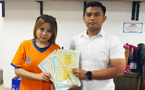 Thumbnail Berkas Kasus Penggelapan Ijazah CV Sentoso Seal Dikembalikan ke Polda Jatim