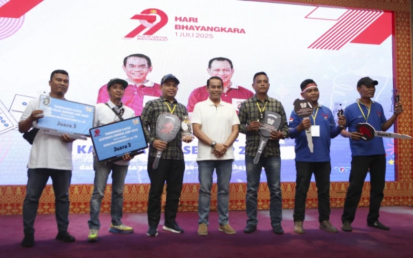 Thumbnail Rezeki dari Meja Gaple, Dimas–Rudy Raih Dua Unit Motor di Turnamen Kapolda Sumsel Cup 2025