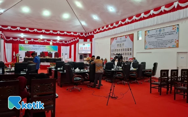 Thumbnail Rapat Paripurna DPRD Halsel Diskors 1 Jam