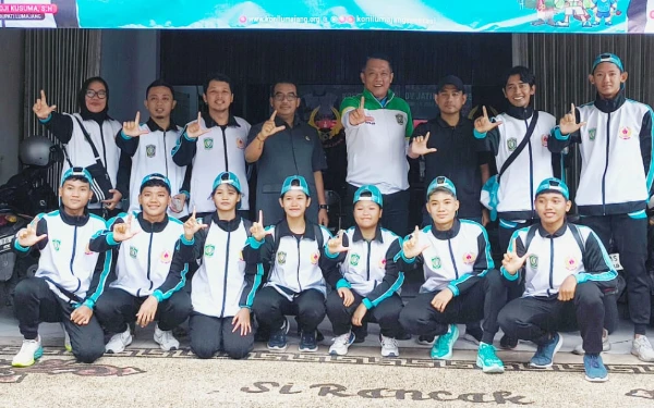 Thumbnail Berita - Tim Selam Lumajang Targetkan 2 Medali Emas di Porprov IX Jatim 2025