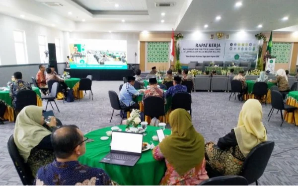 Thumbnail Rektor PTN Se-Jatim Kumpul di UIN Malang, Saksikan Kemegahan Kampus 3 di Kota Batu