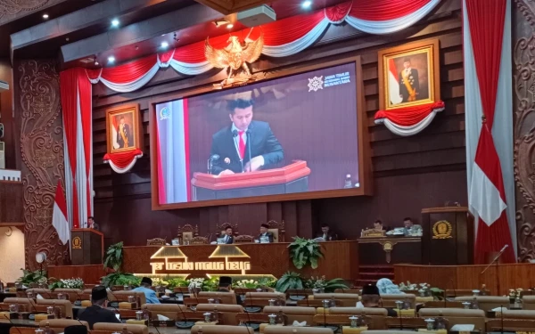 Thumbnail Pemprov Jatim Dukung Raperda Inisiatif DPRD Soal Perlindungan Perempuan dan Anak