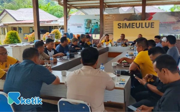Thumbnail Berita - Bangun Sinergi, Polres Simeulue Ngopi Bareng Wartawan