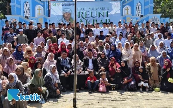 Thumbnail Berita - 700 Alumni Tumpah Ruah di Reuni Akbar Ponpes Mathlabul Ulum Sumenep