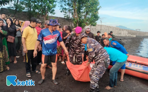 Thumbnail Satpolairud Polres Situbondo Evakuasi Jenazah Pemancing