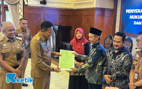 Thumbnail 57 Koperasi Merah Putih di Kota Malang Terima SK Pembentukan, Notoris Dapat Apresiasi