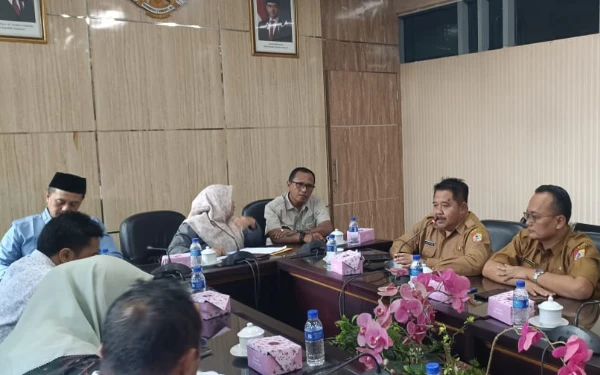 Thumbnail Berita - DPRD Jember Soroti Transparansi Pokja Beasiswa Pemkab, Duga Ada Mantan Timses