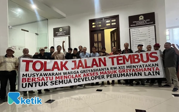 Thumbnail Warga Desak DPRD Kota Malang Keluarkan Surat Rekomendasi Penolakan Jalan Tembus Griya Shanta