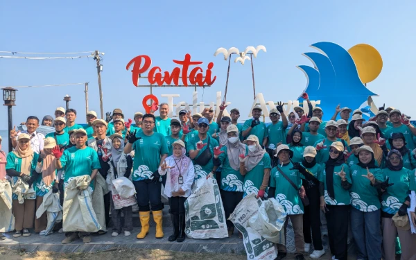Thumbnail Berita - Beach Clean Up Pantai Teluk Awur Jepara, Kolaborasi Bersih-bersih Pantai dan Ubah Sampah Jadi Energi