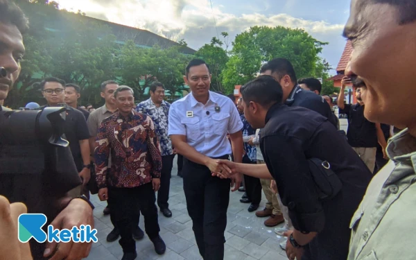 Thumbnail Rampung Direnov, Menko AHY Tinjau Fasilitas Sekolah Rakyat di Pacitan