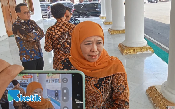 Thumbnail Gubernur Khofifah Jamin Biaya Pengobatan Korban Selamat KMP Tunu Pratama Jaya Ditanggung Penuh Pemprov Jatim