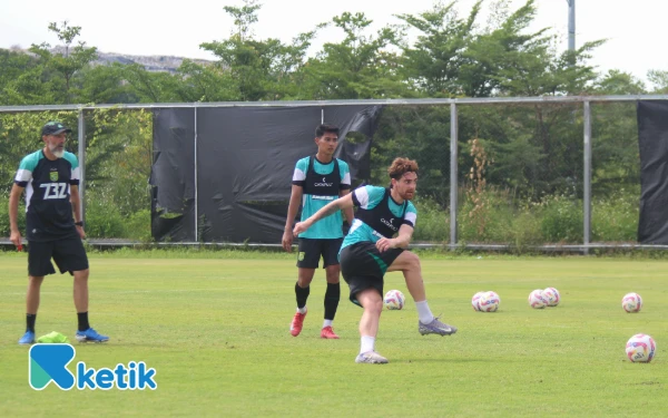 Thumbnail PT LIB Tetap Daftarkan Persebaya dan Malut di ASEAN Club Championship