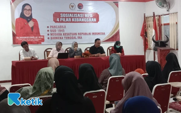 Thumbnail Berita - Sosialisasi 4 Pilar di Jombang, Legislator PDIP Dorong Akses Pendidikan Merata