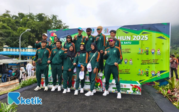 Thumbnail ‎Kota Batu gagal Pertahankan Juara Umum Cabor Paralayang