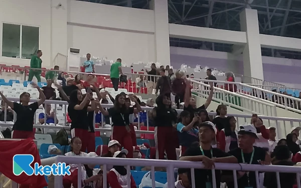 Thumbnail Kompetisi Usai! Porprov IX Jatim Berakhir Meriah, Atlet Berjoget Ria di Stadion Kanjuruhan