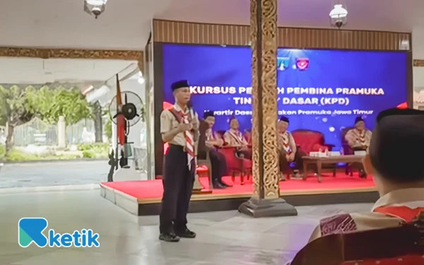 Thumbnail Berita - Dari Papua ke Sumenep, Kak Ichsan Anggota Polres Merauke yang Ikuti Kursus Pelatihan Pembina Pramuka Dasar Kwarda Jatim