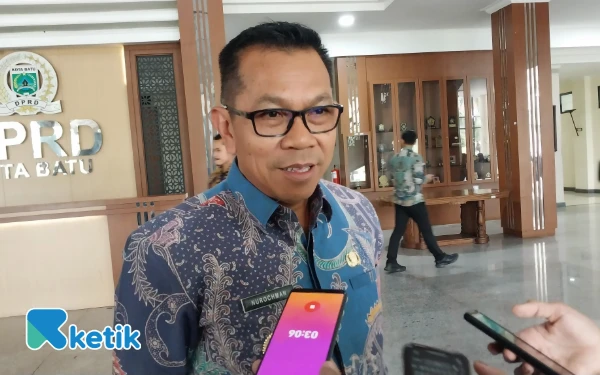 Thumbnail Wali Kota Batu Angkat Bicara Soal Penolakan Rencana Pembangunan SPPG Dekat Gemulo  ‎