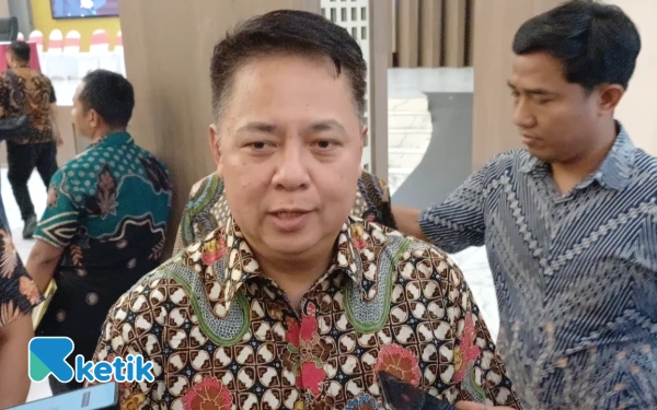 Thumbnail Polda Jatim Tahan Pendeta Tersangka Pencabulan 3 Anak di Bawah Umur