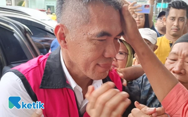 Thumbnail Praperadilan Ditolak, Pasangan Suami lstri Tersangka Korupsi PMI Palembang Gagal Lolos Jeratan Hukum