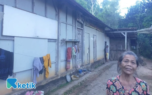 Thumbnail Berita - Rehab RTLH di Pacitan 2025 Terancam Hanya Menyasar 24 Keluarga