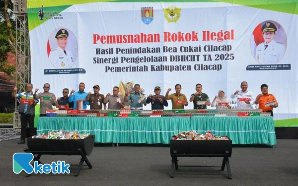 Thumbnail Berita - Bea Cukai dan Pemkab Cilacap Musnahkan Ratusan Ribu Rokok Ilegal