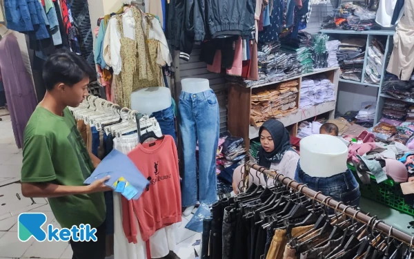 Thumbnail Berita - Tunggakan Sewa Lapak Pasar Minulyo Pacitan Baru Terbayar 42 Persen, Kurang Rp119 Juta